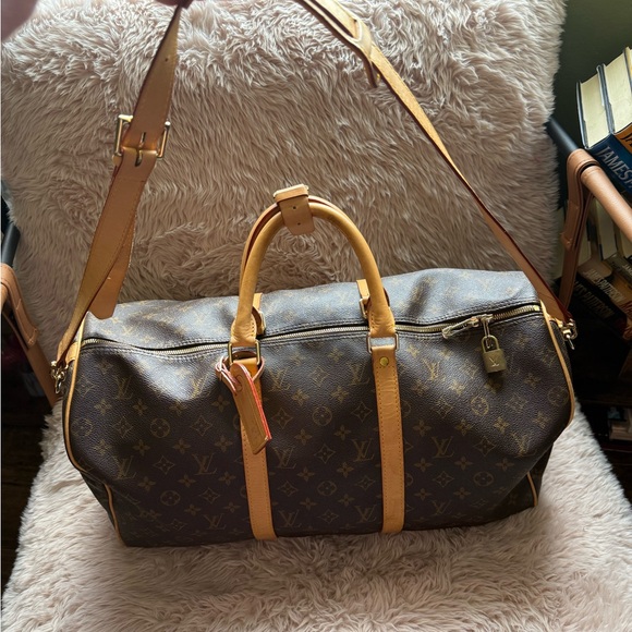 Louis Vuitton Brown Monogram keepall 50cm. Gently used. Has some minor flaws. - Picture 1 of 16